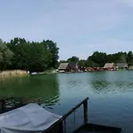By Interhome Schwarz (Mecklenburgische Seenplatte)